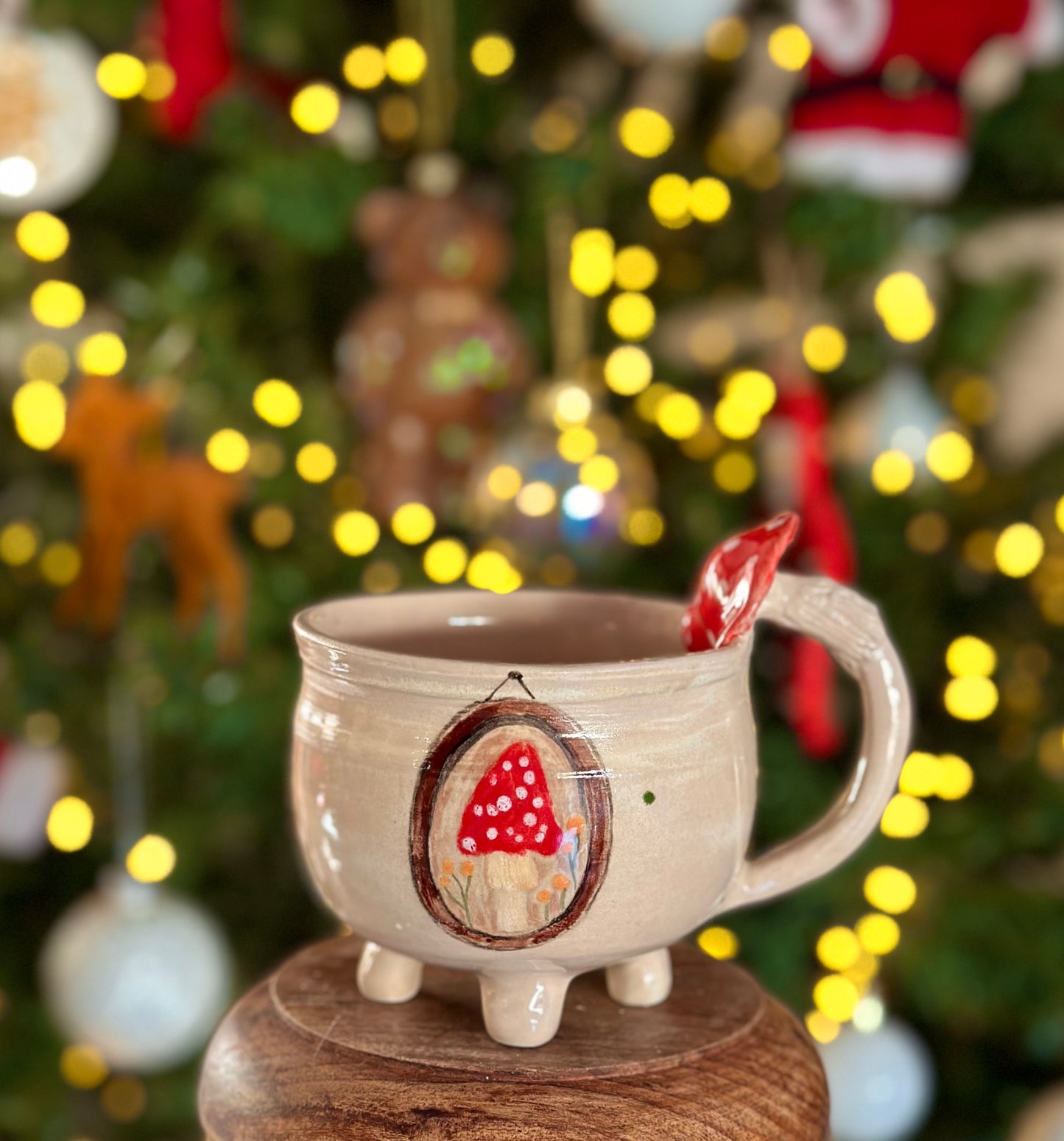 Mug sur pieds champignons